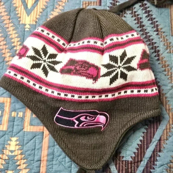Seattle Seahawks ear cover‎ hat - Picture 1 of 4